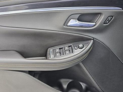 Used 2020 Chevrolet Impala LT w/ LT Convenience Package FWD image 28