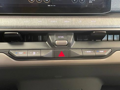 Used 2024 Kia EV9 Wind image 45