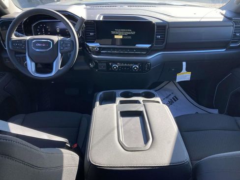 New 2026 GMC Sierra 1500 Elevation image 13