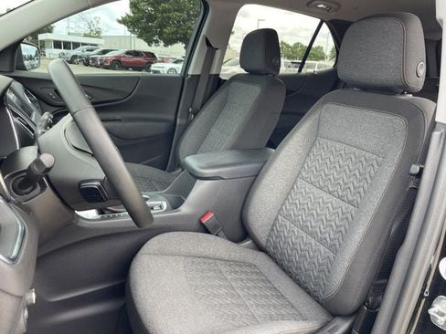 Used 2024 Chevrolet Equinox LT FWD image 25
