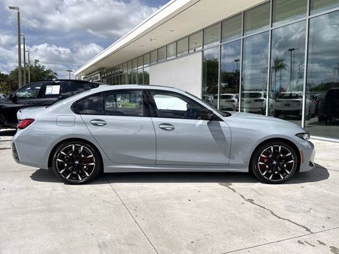 Used 2026 BMW 330i Sedan w/ M Sport Package RWD image 2