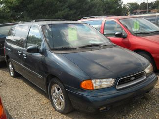 Used 1998 Ford Windstar GL image 1