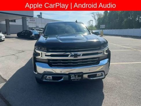 Used 2022 Chevrolet Silverado 1500 LTZ AWD/4WD image 3