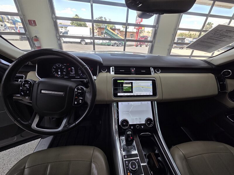 Used 2019 Land Rover Range Rover Sport HSE AWD/4WD image 7