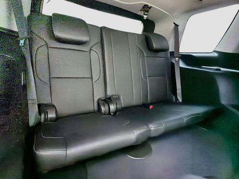 Used 2019 Chevrolet Tahoe LT w/ RST Edition RWD image 21