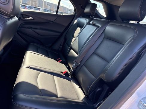 Used 2020 Chevrolet Equinox LT w/ Sport Edition image 14