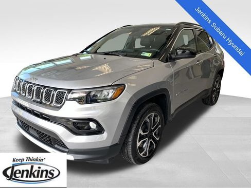Used 2023 Jeep Compass Limited AWD/4WD image 1