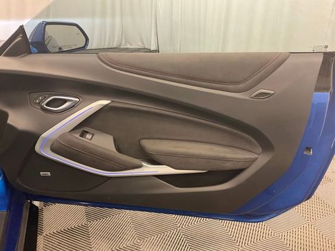 Used 2018 Chevrolet Camaro ZL1 w/ LPO, ZL1 Protection Package RWD image 28