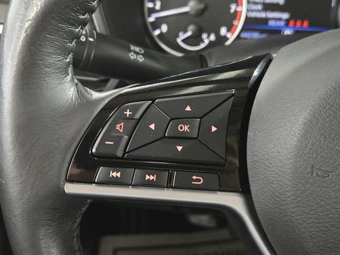 Used 2023 Nissan Altima 2.5 SL image 12