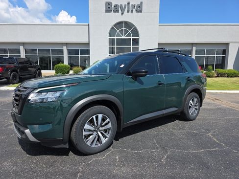 Used 2023 Nissan Pathfinder SL w/ Lighting Package (N92) FWD image 1