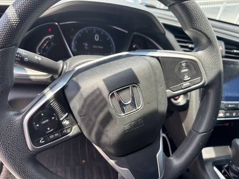 Used 2018 Honda Civic EX image 18