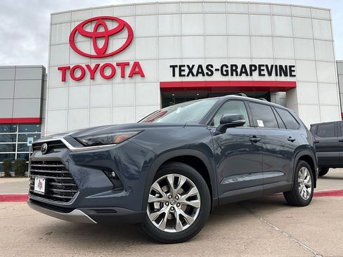 New 2026 Toyota Grand Highlander Limited image 2