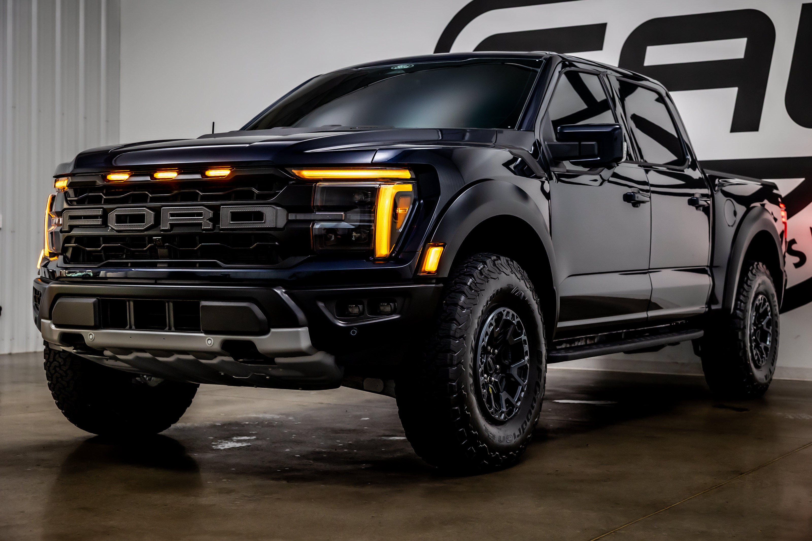 Used 2026 Ford F150 Raptor AWD/4WD image 33