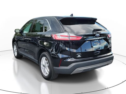 Used 2024 Ford Edge SEL AWD/4WD image 7