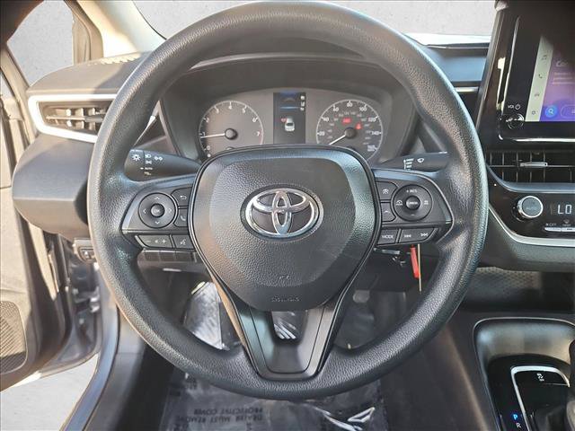 Used 2025 Toyota Corolla LE FWD image 13