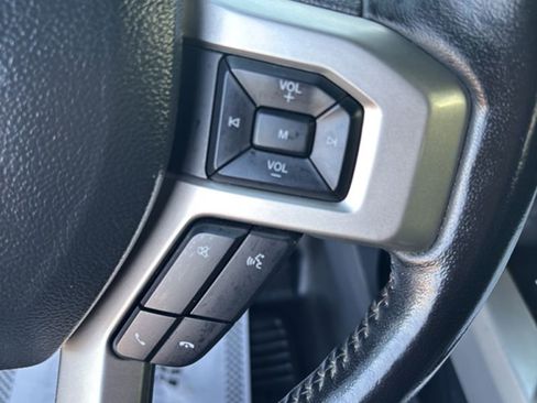 Used 2022 Ford F350 Lariat w/ Tremor Off-Road Package image 32