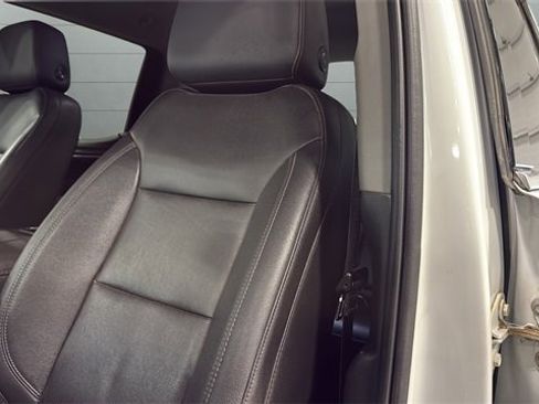 Used 2022 Chevrolet Silverado 1500 LTZ w/ Z71 Off-Road Package image 24