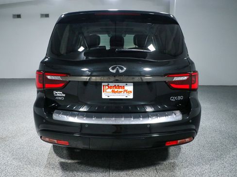 Used 2024 INFINITI QX80 Premium Select w/ All-Season Package image 8