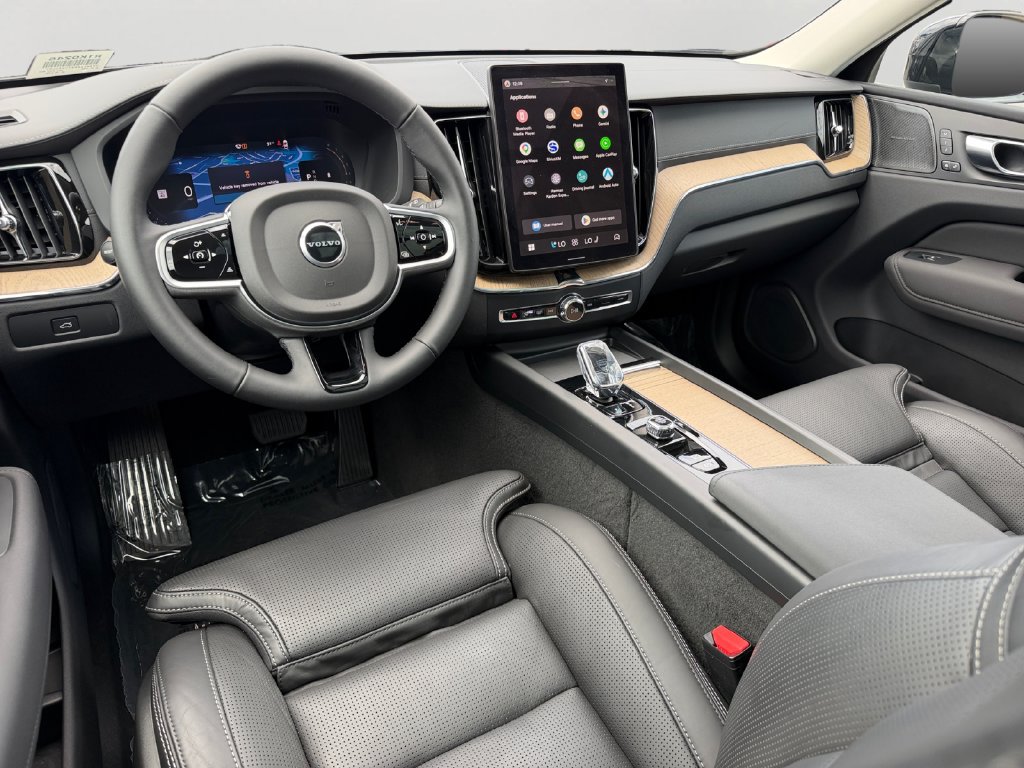 Certified 2026 Volvo XC60 B5 Ultra w/ Protection Package Premier AWD/4WD image 13