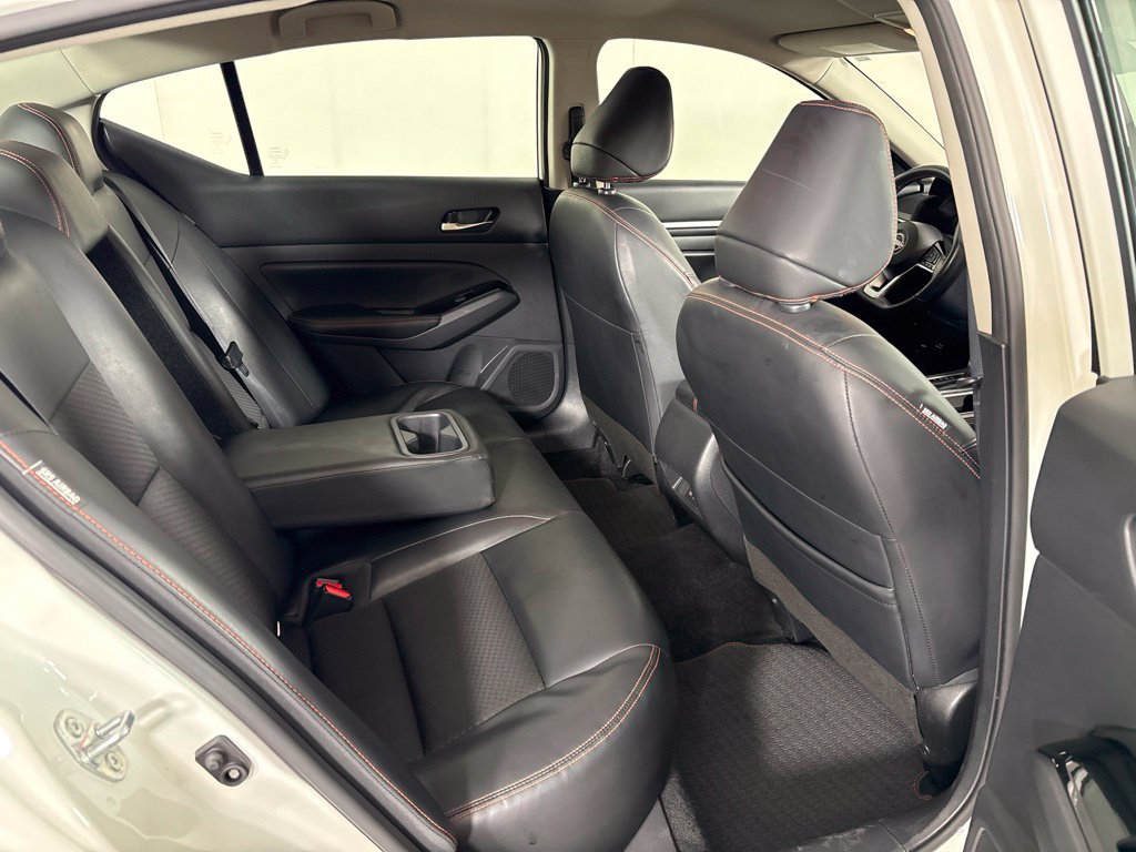 Used 2024 Nissan Altima 2.5 SR FWD image 19