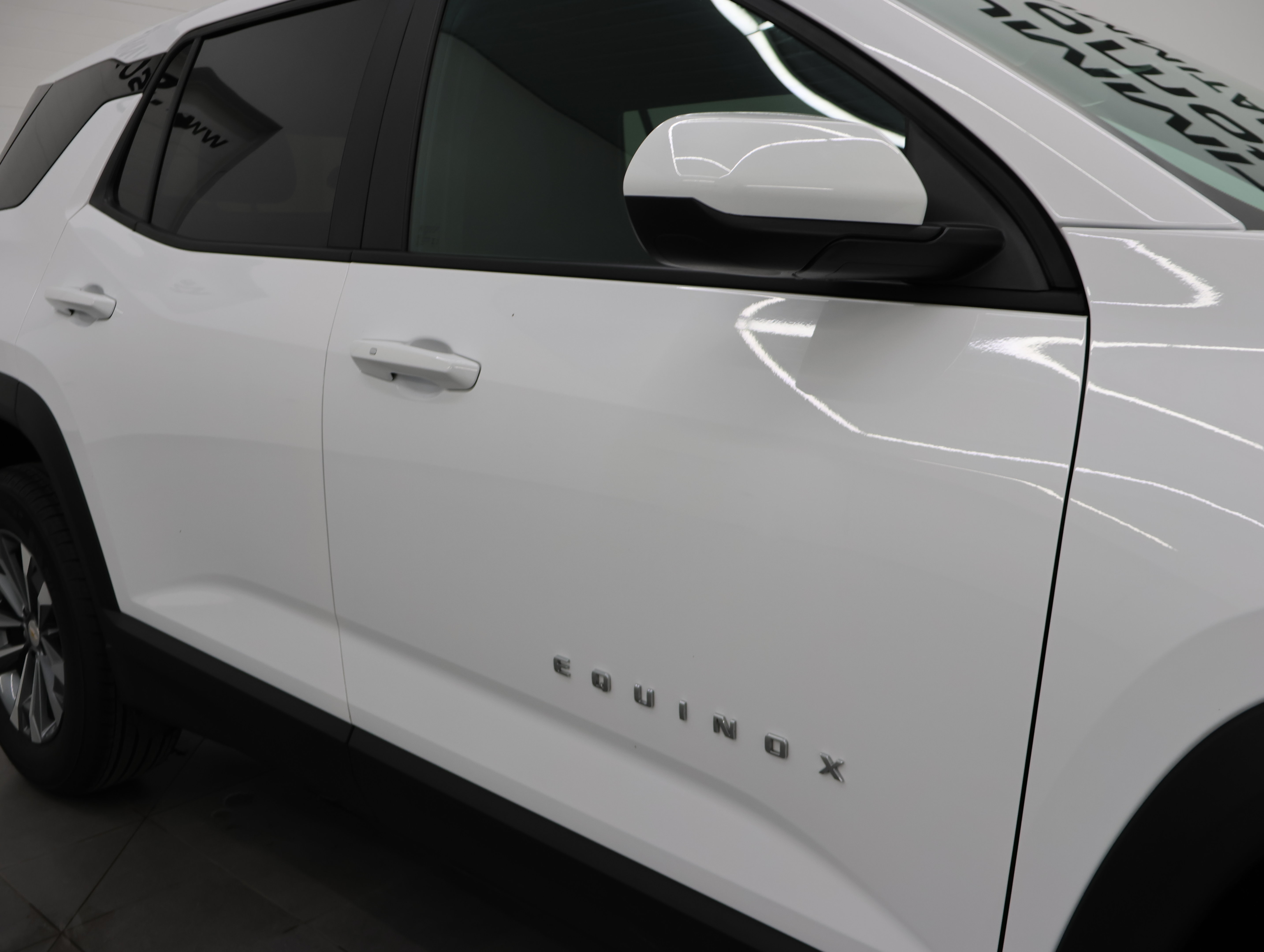 Used 2026 Chevrolet Equinox LT AWD/4WD image 22