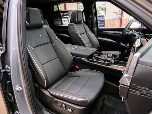 Used 2026 Cadillac Escalade Sport w/ Touring Package AWD/4WD image 68