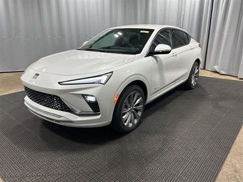 New 2025 Buick Envista Avenir image 8