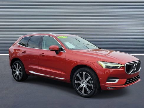 Used 2018 Volvo XC60 T5 Inscription w/ Convenience Package AWD/4WD image 2