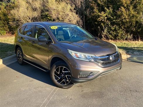 Used 2016 Honda CR-V SE image 1