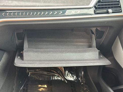 Certified 2024 BMW X7 xDrive40i w/ Premium Package image 24