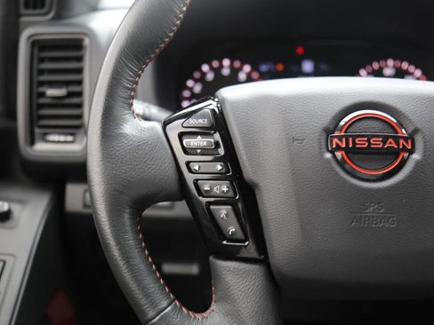 Used 2024 Nissan Frontier Pro-X w/ Technology Package image 8