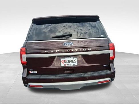 Used 2024 Ford Expedition Max XLT AWD/4WD image 9