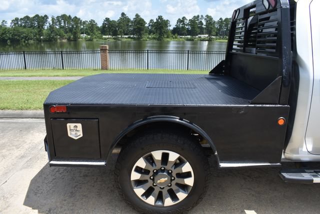 Used 2022 Chevrolet Silverado 2500 Custom w/ Custom Value Package AWD/4WD image 4