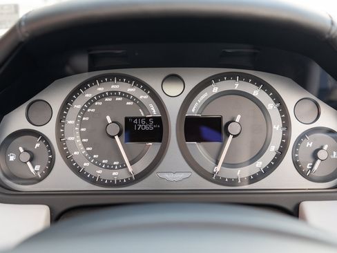 Used 2015 Aston Martin V8 Vantage GT RWD image 4