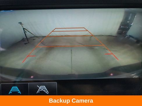 Used 2018 Chevrolet Silverado 1500 Custom w/ Custom Convenience Package AWD/4WD image 13