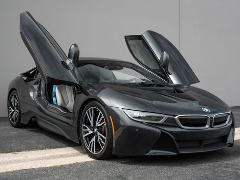Used 2015 BMW i8 AWD/4WD image 6