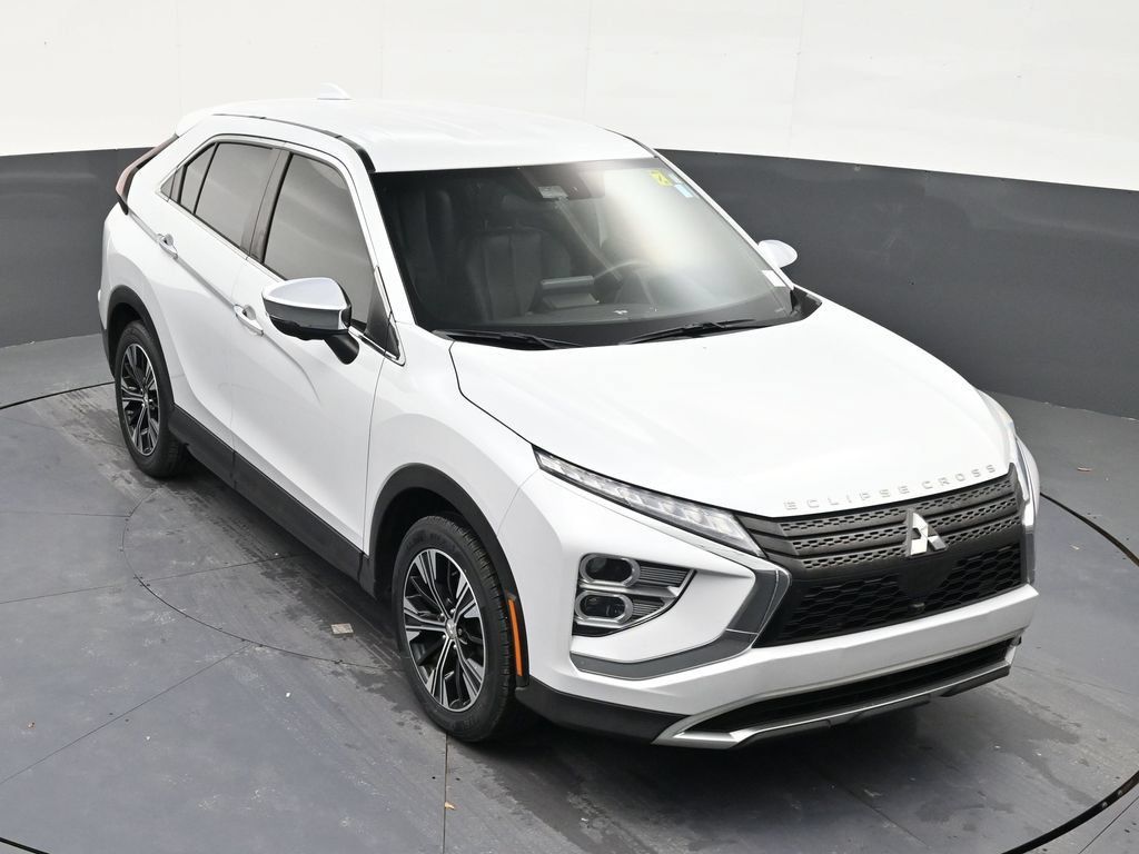 Used 2022 Mitsubishi Eclipse Cross SE FWD image 17