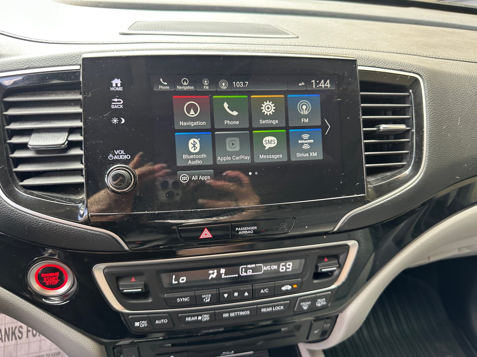 Used 2022 Honda Pilot Touring image 14