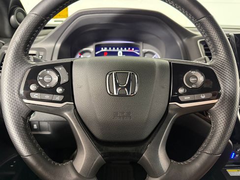 Used 2022 Honda Passport Elite image 14