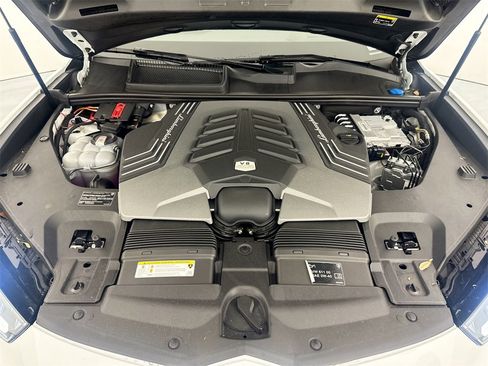 Used 2024 Lamborghini Urus S image 33