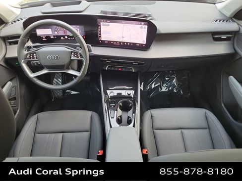 Certified 2026 Audi Q3 quattro 2.0T w/ 20" Wheel Package AWD/4WD image 18