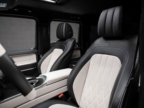 Used 2023 Mercedes-Benz G 550 G 550 image 65