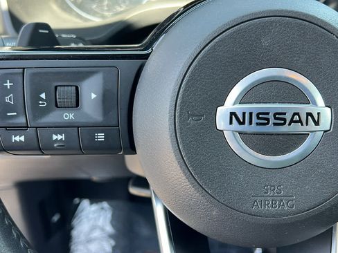 Used 2021 Nissan Rogue SL w/ Premium Package AWD/4WD image 19