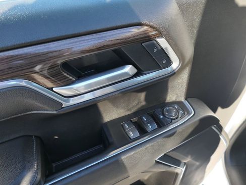 Used 2025 Chevrolet Silverado 1500 LT image 14