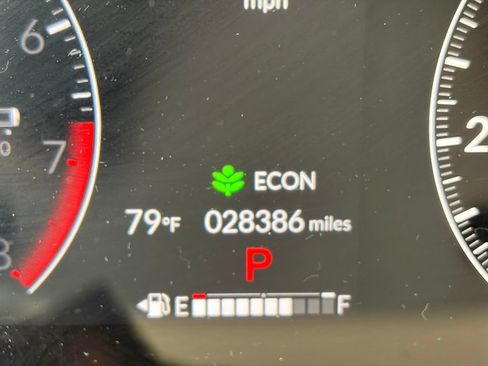 Used 2023 Honda HR-V EX-L image 30