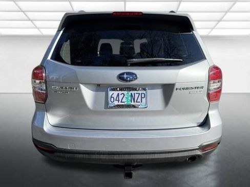 Used 2014 Subaru Forester 2.5i Limited AWD/4WD image 6