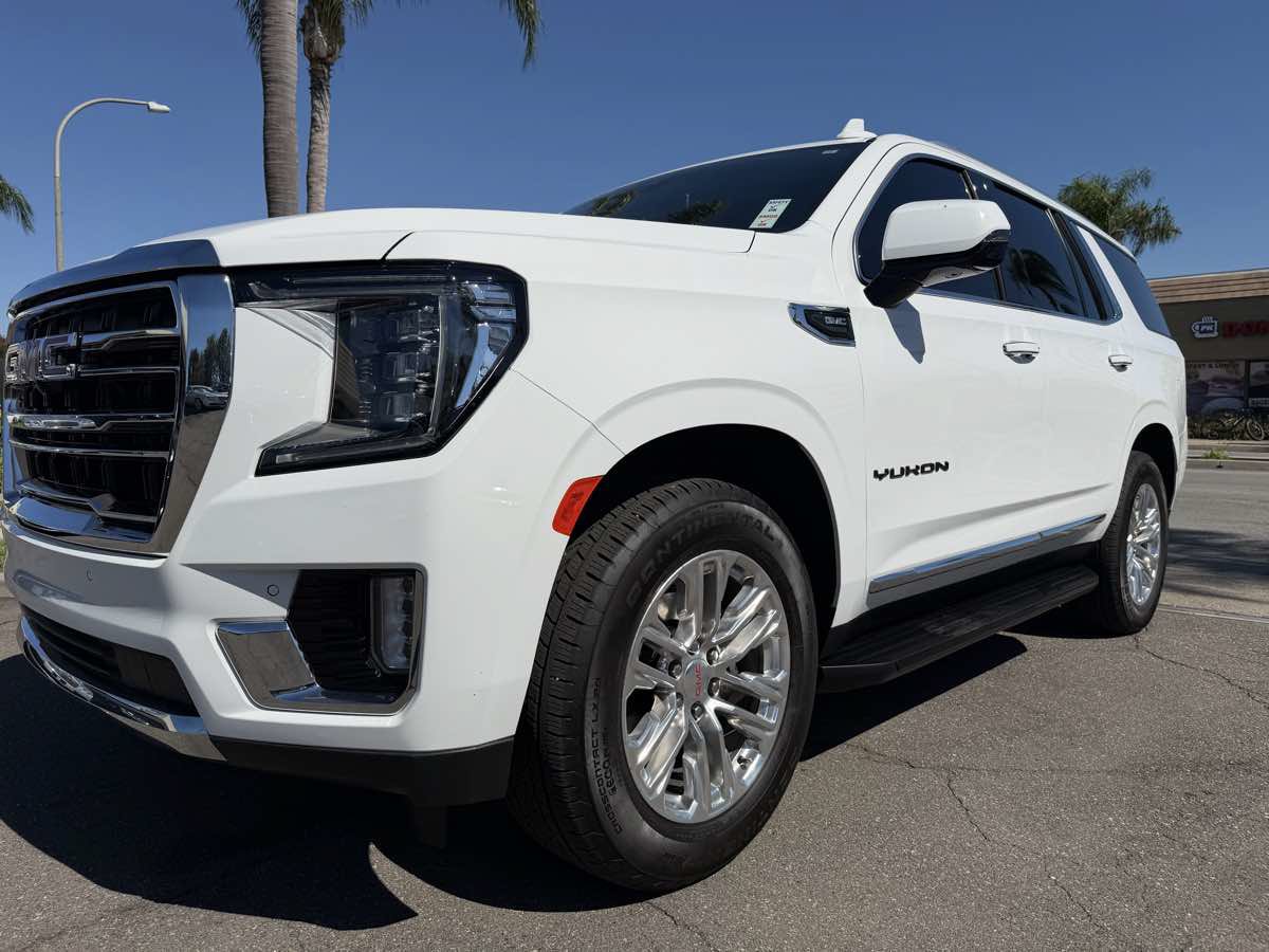 Used 2023 GMC Yukon SLT w/ SLT Premium Package RWD image 13