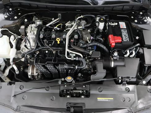 Used 2024 Nissan Altima 2.5 S image 36