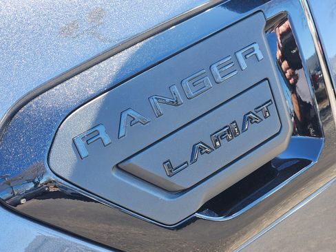 Used 2019 Ford Ranger Lariat w/ Black Appearance Package image 11