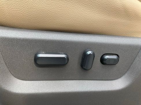 Used 2016 Ford F350 Lariat AWD/4WD image 15